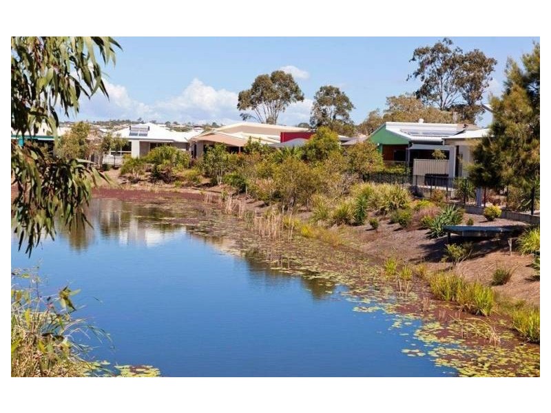 7 Satinwood Avenue, Urraween QLD 4655