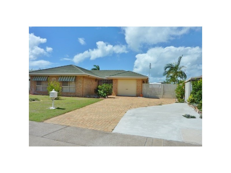 57 Bowerbird Avenue, Eli Waters QLD 4655