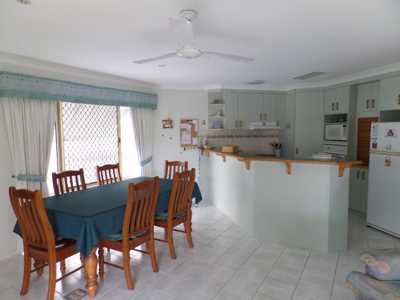 12 Neisler Court, Kawungan QLD 4655