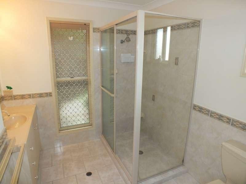 12 Neisler Court, Kawungan QLD 4655