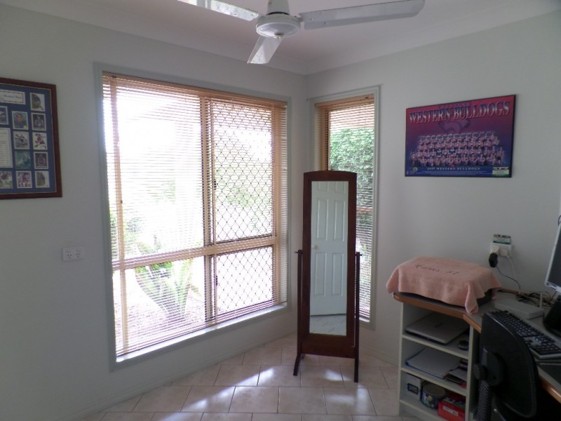 12 Neisler Court, Kawungan QLD 4655