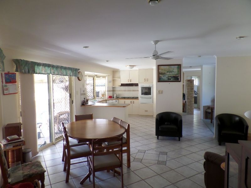 19 Cassia Avenue, Scarness QLD 4655