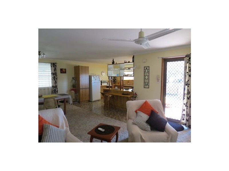 30 Parkway Drive, Scarness QLD 4655