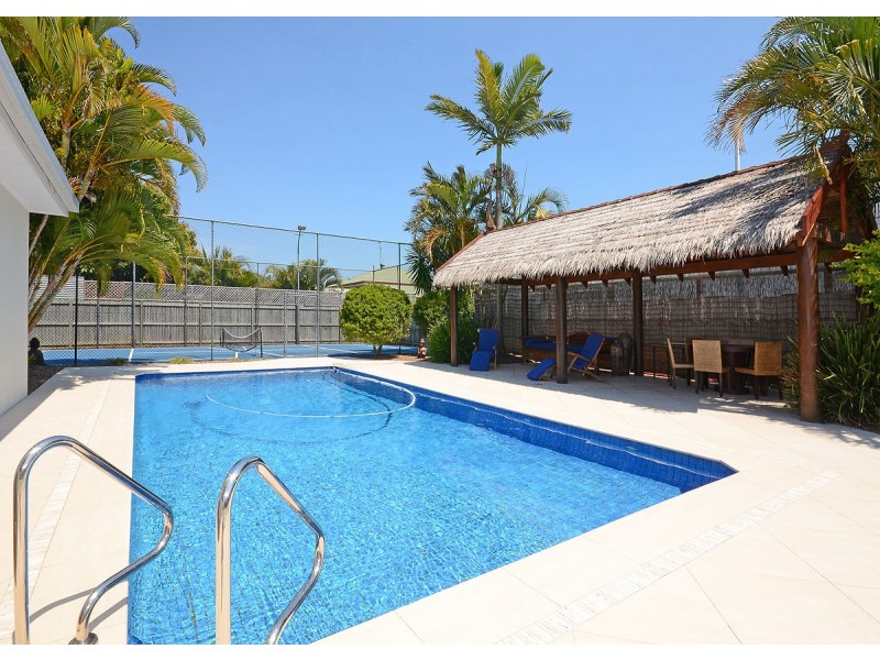 127 Esplanade, Point Vernon QLD 4655