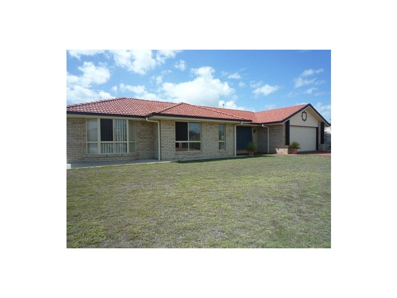 3 Bronton Way, Point Vernon QLD 4655