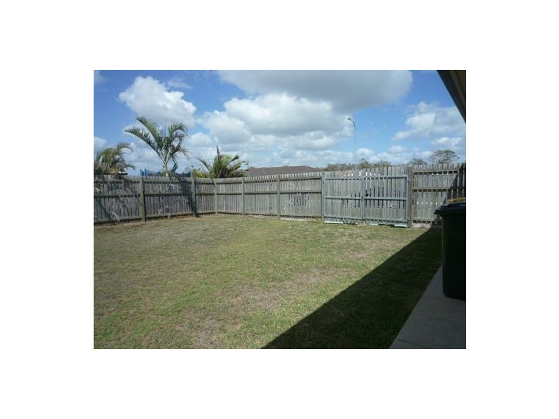3 Bronton Way, Point Vernon QLD 4655