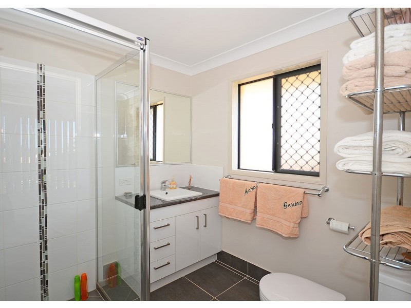 42 Crawford Drive, Dundowran QLD 4655