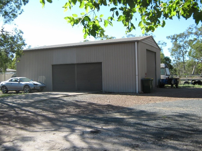 11 Shore Road East, Urangan QLD 4655