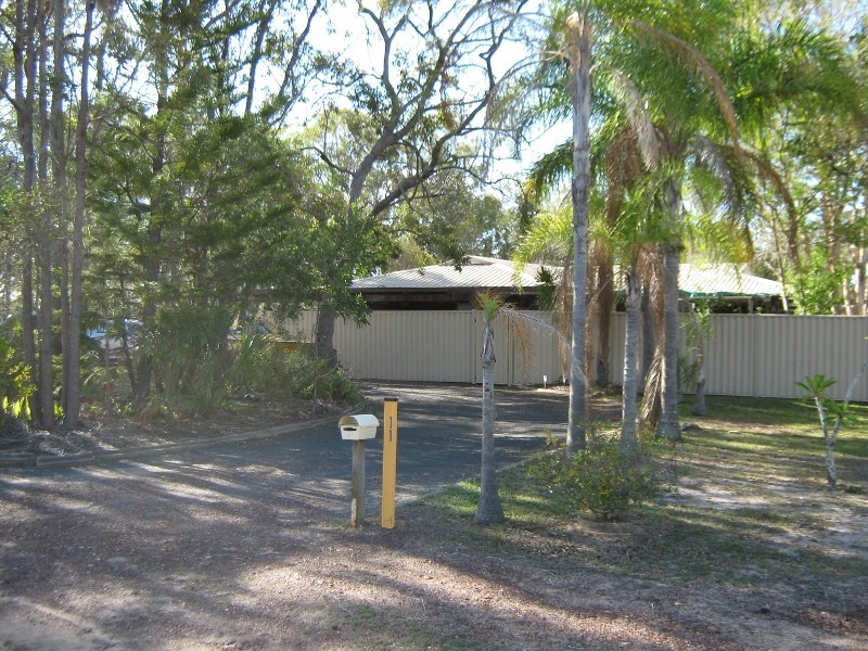 11 Shore Road East, Urangan QLD 4655