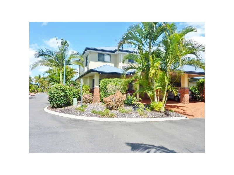 58-34 Elizabeth Street, Urangan QLD 4655