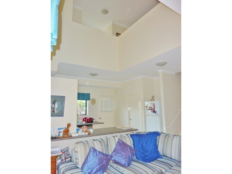 58-34 Elizabeth Street, Urangan QLD 4655