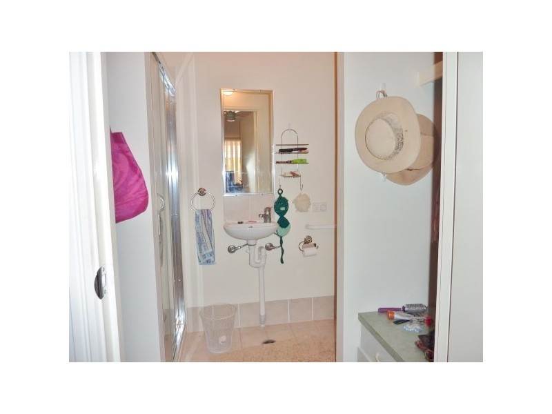 58-34 Elizabeth Street, Urangan QLD 4655