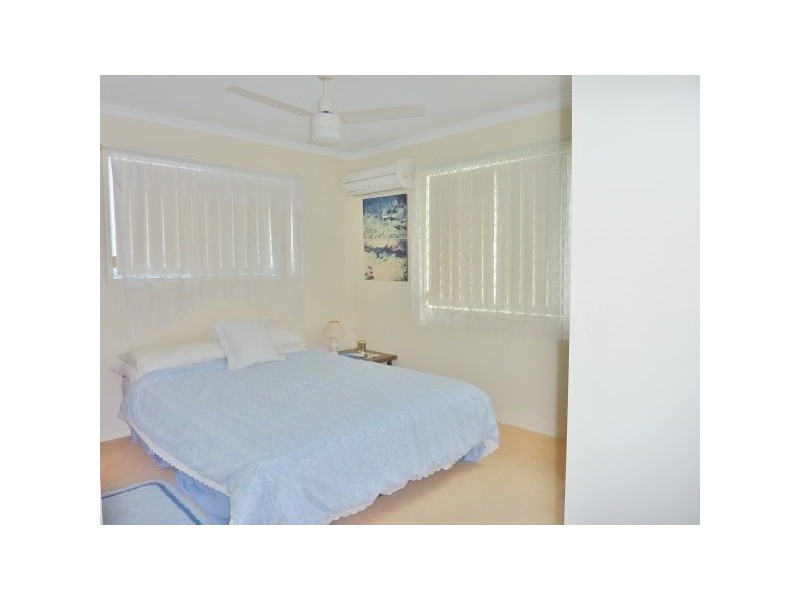 58-34 Elizabeth Street, Urangan QLD 4655