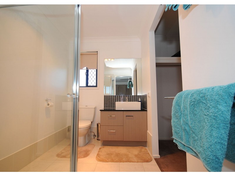 40 Endeavour Way, Eli Waters QLD 4655