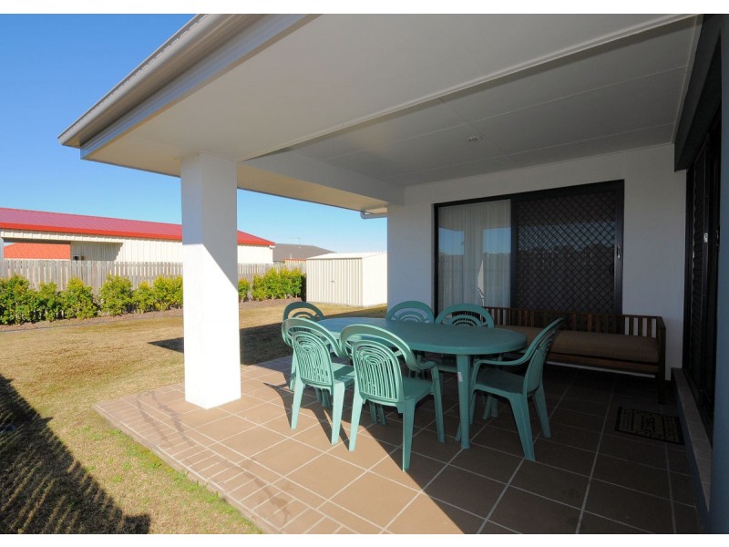 40 Endeavour Way, Eli Waters QLD 4655