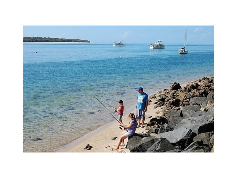 20 Eds Place, Burrum Heads QLD 4659