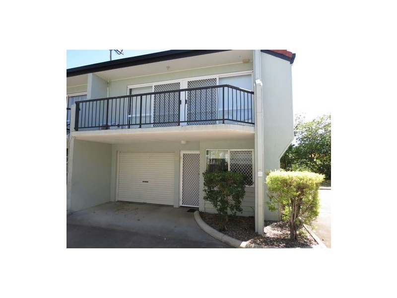 4/404 Esplanade, Torquay QLD 4655
