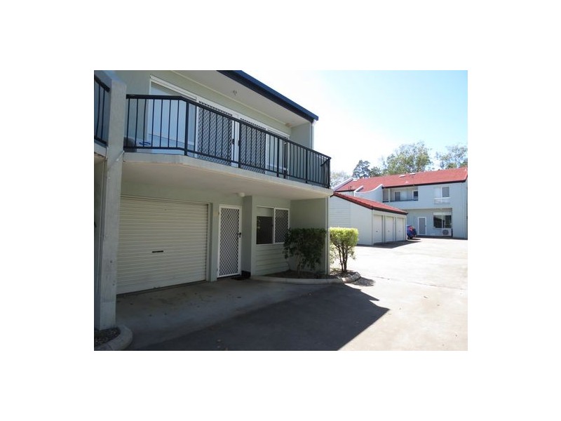 4/404 Esplanade, Torquay QLD 4655