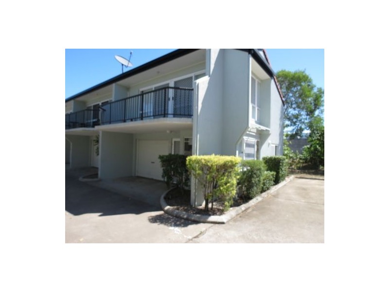 4/404 Esplanade, Torquay QLD 4655
