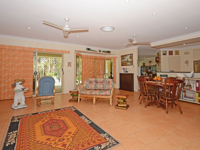 1-5 Vine Forest Drive, Dundowran Beach QLD 4655