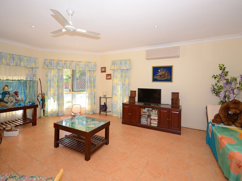 1-5 Vine Forest Drive, Dundowran Beach QLD 4655