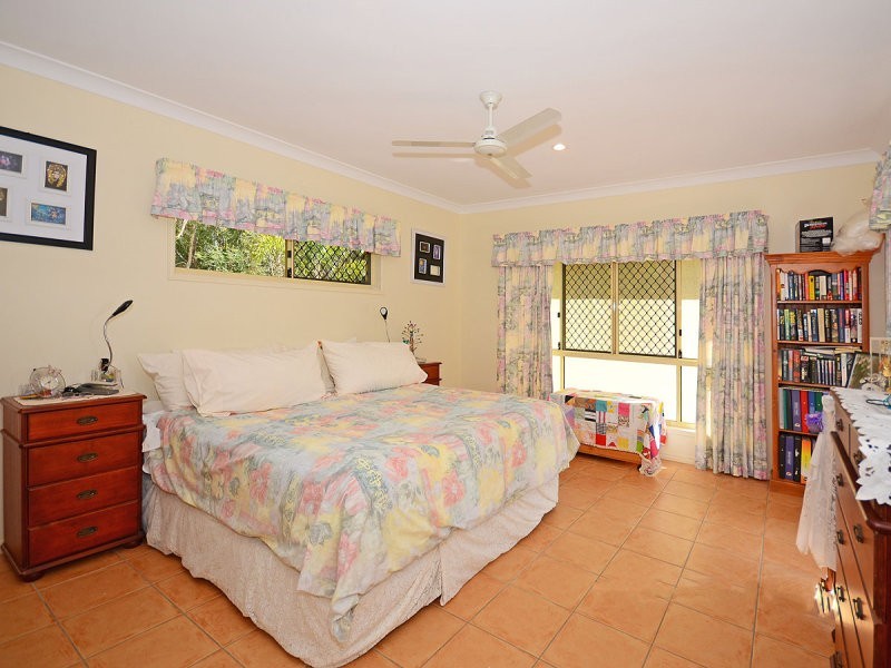 1-5 Vine Forest Drive, Dundowran Beach QLD 4655