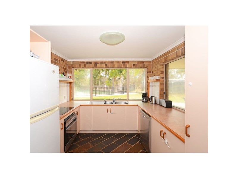 1-55 Colman Crescent, Burrum River QLD 4659
