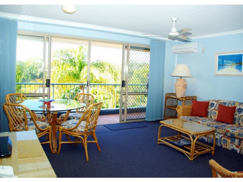 17, 383 Esplanade, Torquay QLD 4655