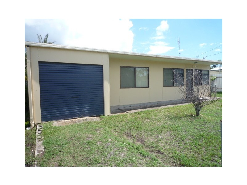 25 Honiton Street, Torquay QLD 4655