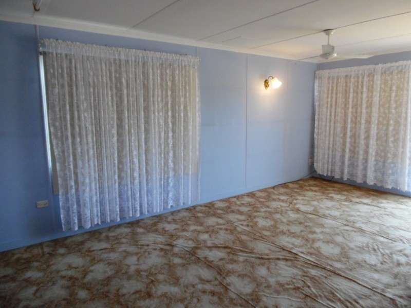 25 Honiton Street, Torquay QLD 4655
