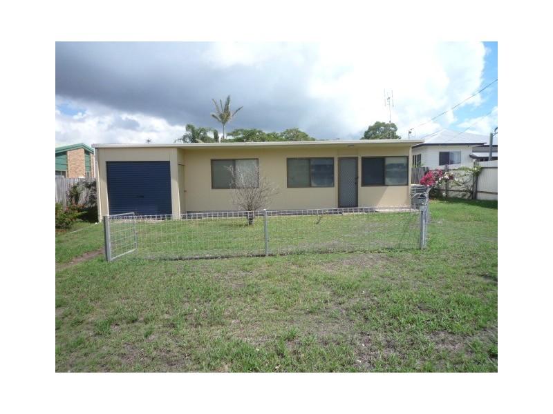 25 Honiton Street, Torquay QLD 4655
