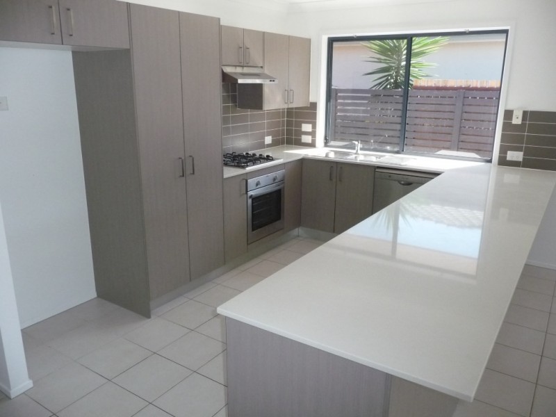 3 Columbus Close, Urraween QLD 4655