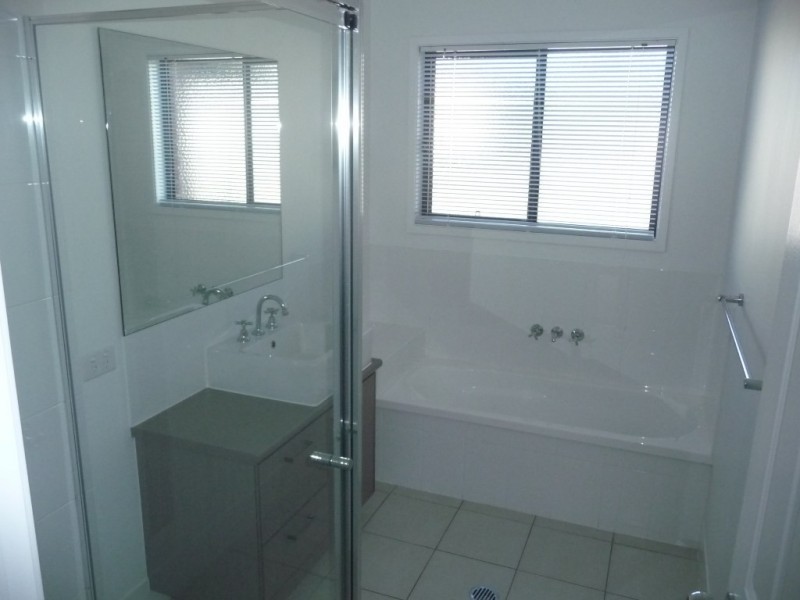 3 Columbus Close, Urraween QLD 4655