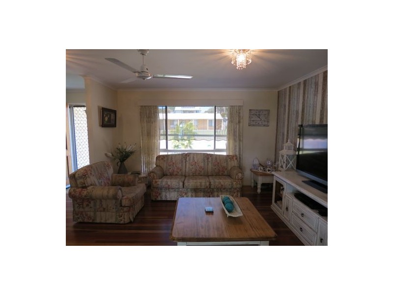 50 Hillcrest Avenue, Scarness QLD 4655