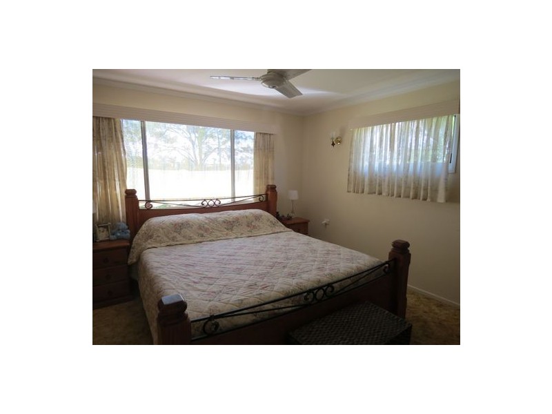 50 Hillcrest Avenue, Scarness QLD 4655