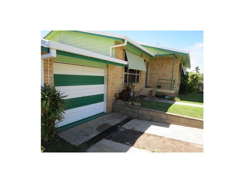 50 Hillcrest Avenue, Scarness QLD 4655