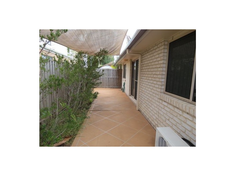 2/41 Watson Street, Pialba QLD 4655