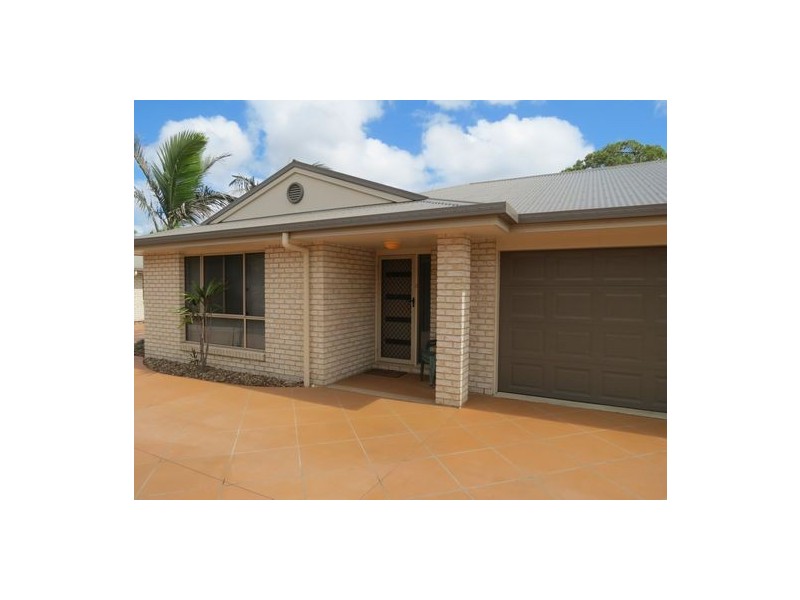 2/41 Watson Street, Pialba QLD 4655