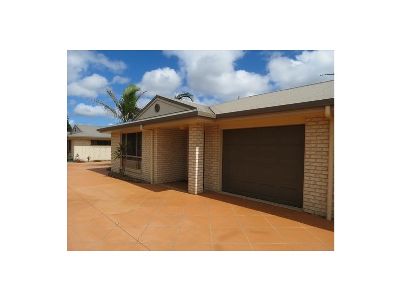 2/41 Watson Street, Pialba QLD 4655