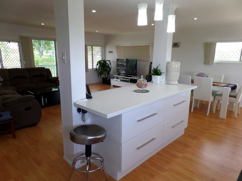 17 Aplin Street, Point Vernon QLD 4655