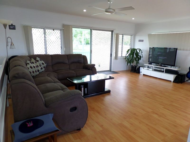 17 Aplin Street, Point Vernon QLD 4655