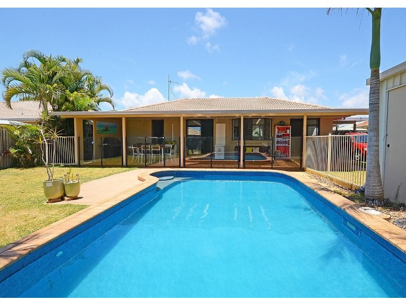 5 Princess Park Court, Torquay QLD 4655