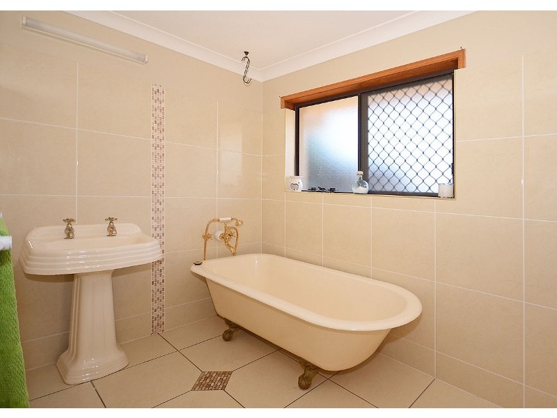 5 Princess Park Court, Torquay QLD 4655