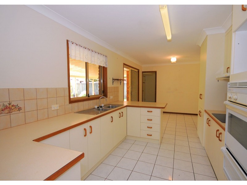 5 Wattlebird Lane, Eli Waters QLD 4655