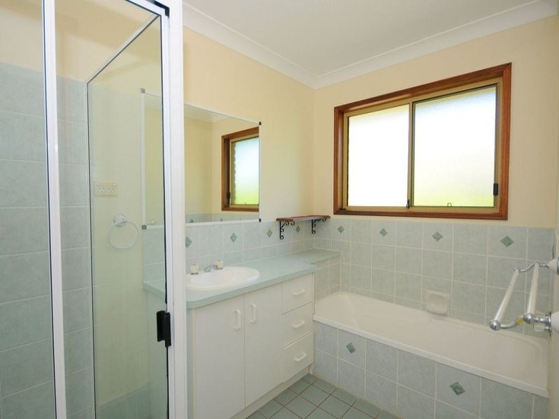 5 Wattlebird Lane, Eli Waters QLD 4655