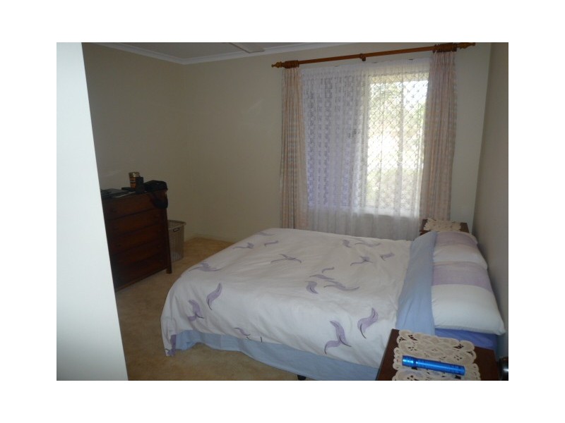 25 Parkway Drive, Scarness QLD 4655