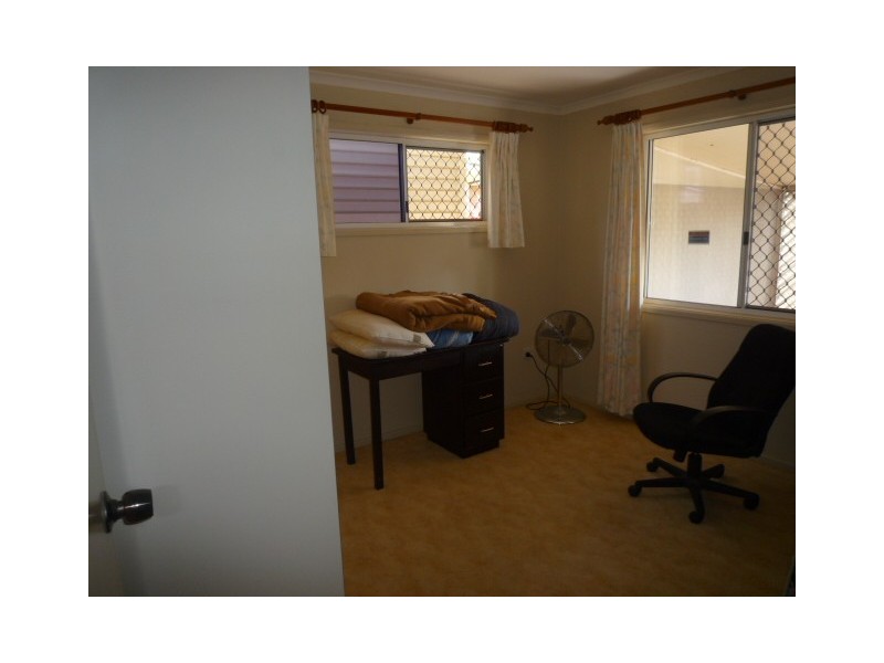 25 Parkway Drive, Scarness QLD 4655