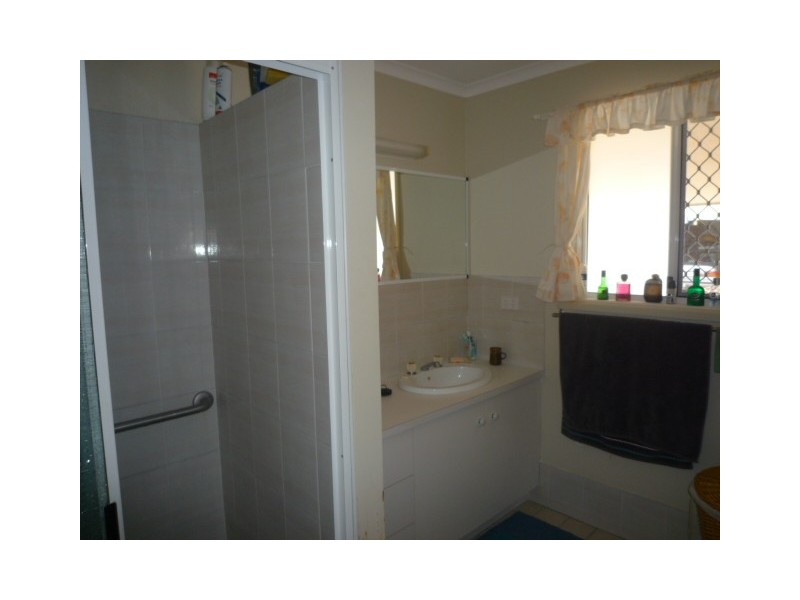 25 Parkway Drive, Scarness QLD 4655