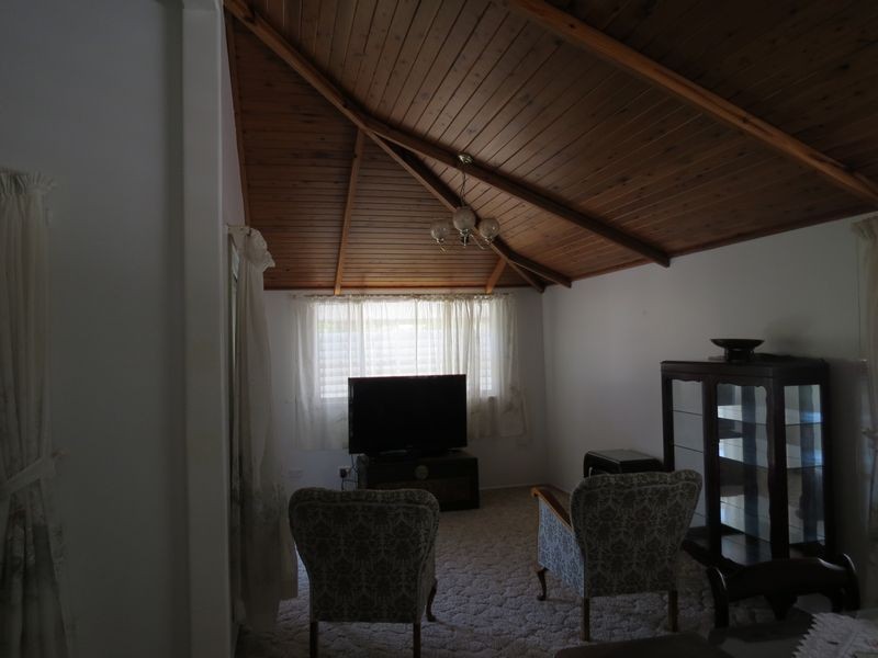 41 Kent Street, Urangan QLD 4655