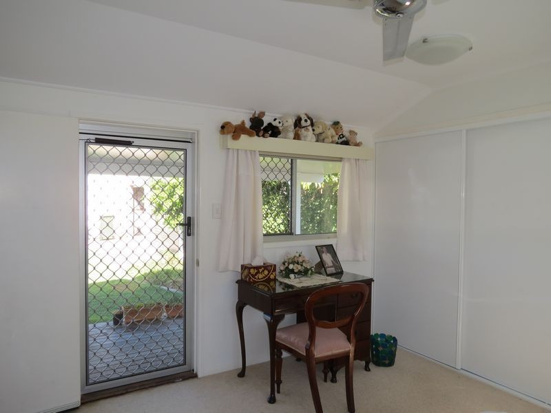 41 Kent Street, Urangan QLD 4655